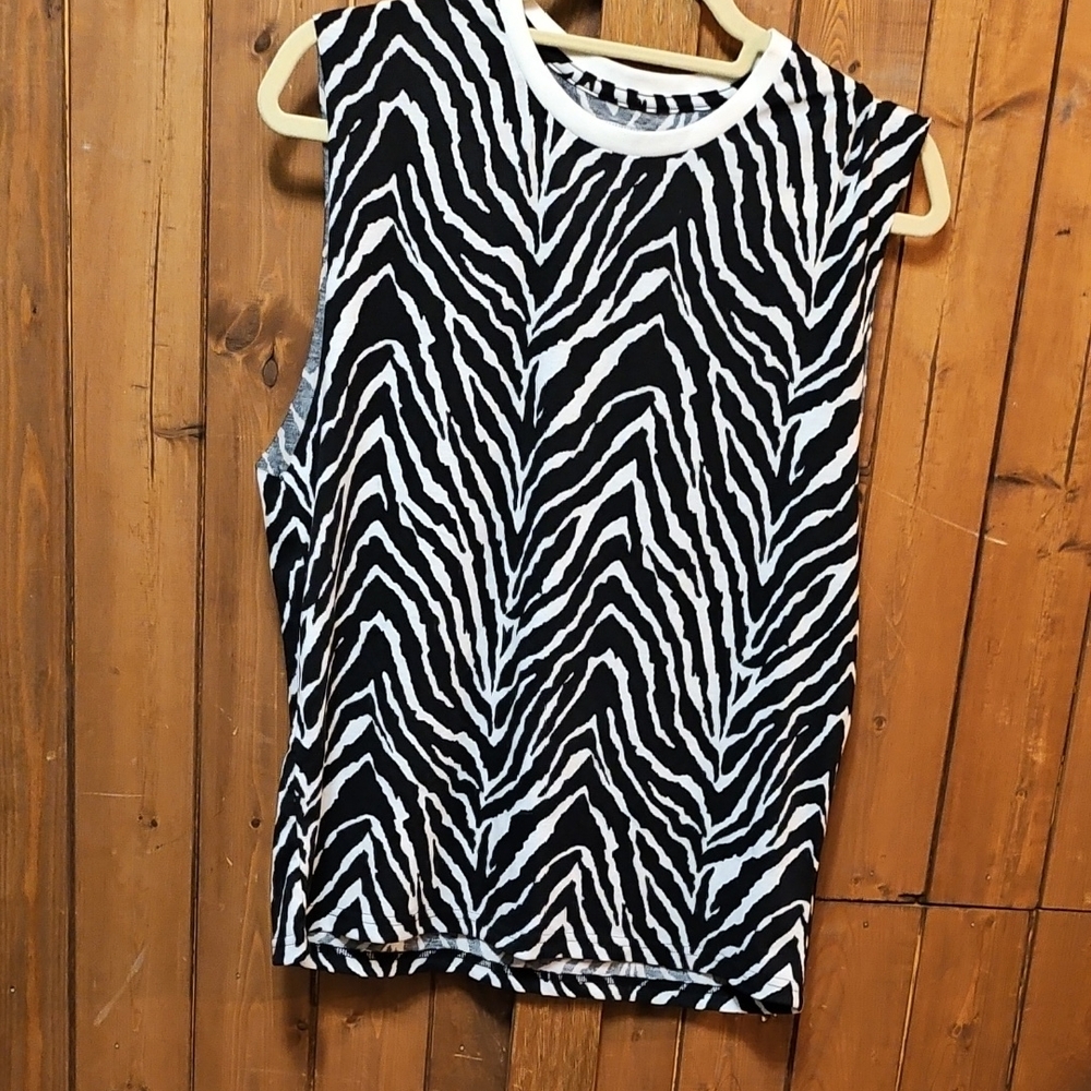 Zyia Safari Print Sleeveless Top